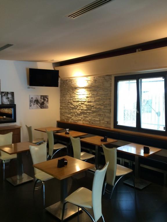 Locanda Trattoria Caffe Cavour Cittadella Exteriör bild