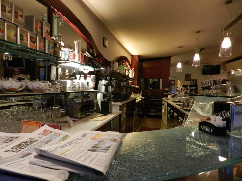 Locanda Trattoria Caffe Cavour Cittadella Exteriör bild